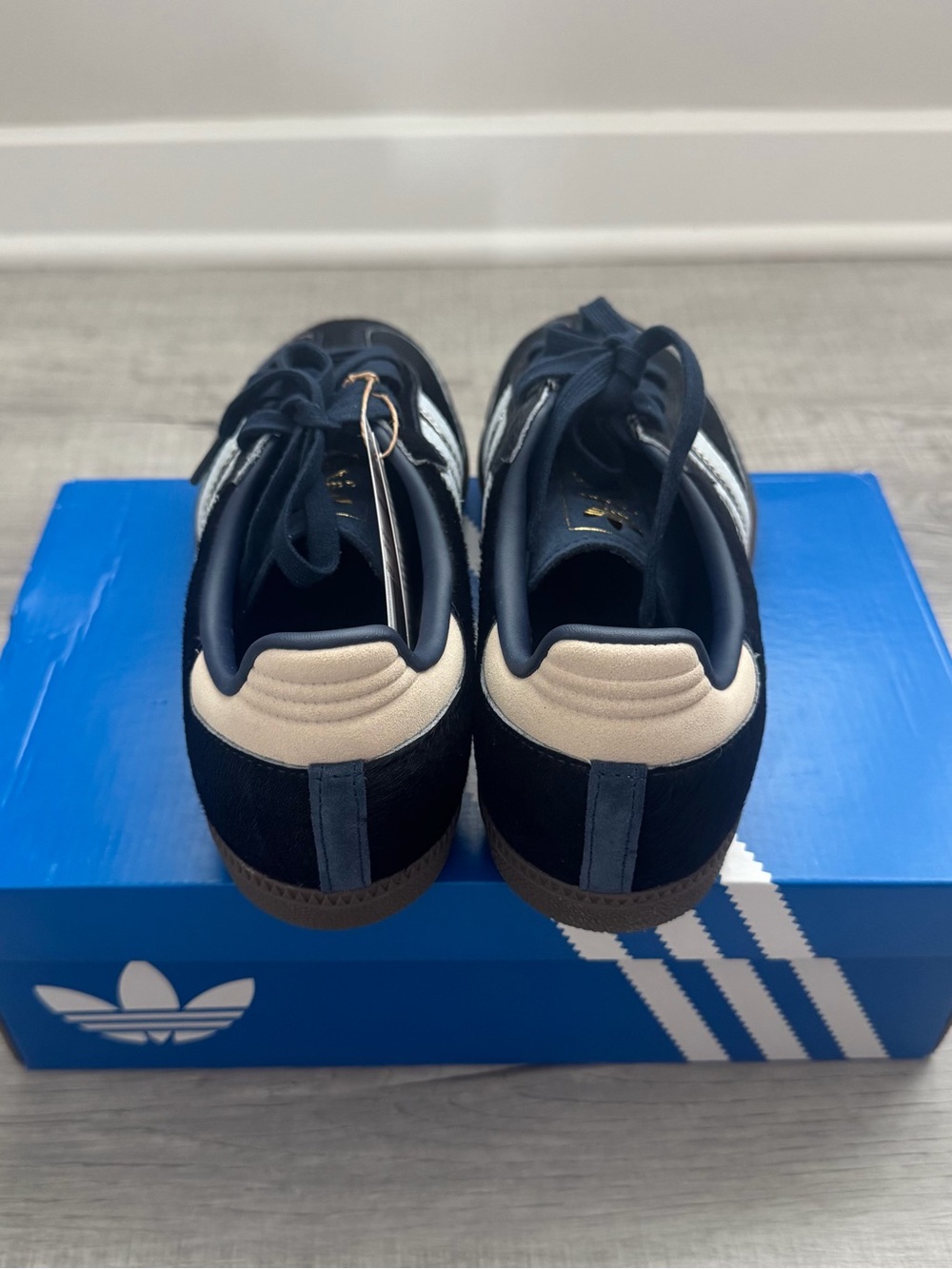 Adidas Samba Og Women’s (Pony Hair) “Night Indigo/Clear Sky/Tactile Blue” JS3934 - Picture 4 of 5